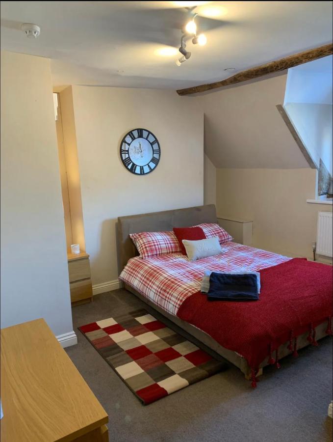 Studio Double. Own Bathroom, Shared Kitchen Bewdley Ngoại thất bức ảnh