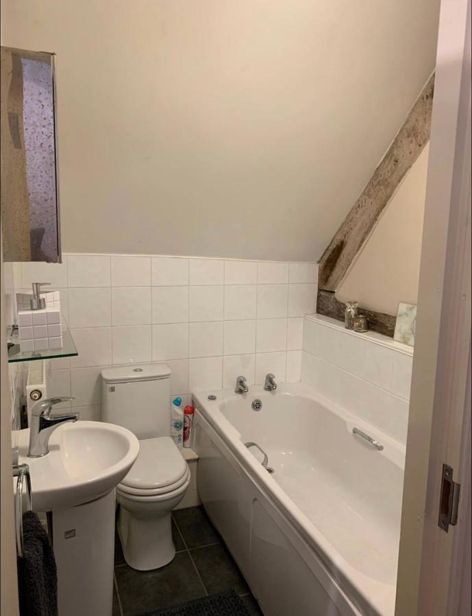 Studio Double. Own Bathroom, Shared Kitchen Bewdley Ngoại thất bức ảnh