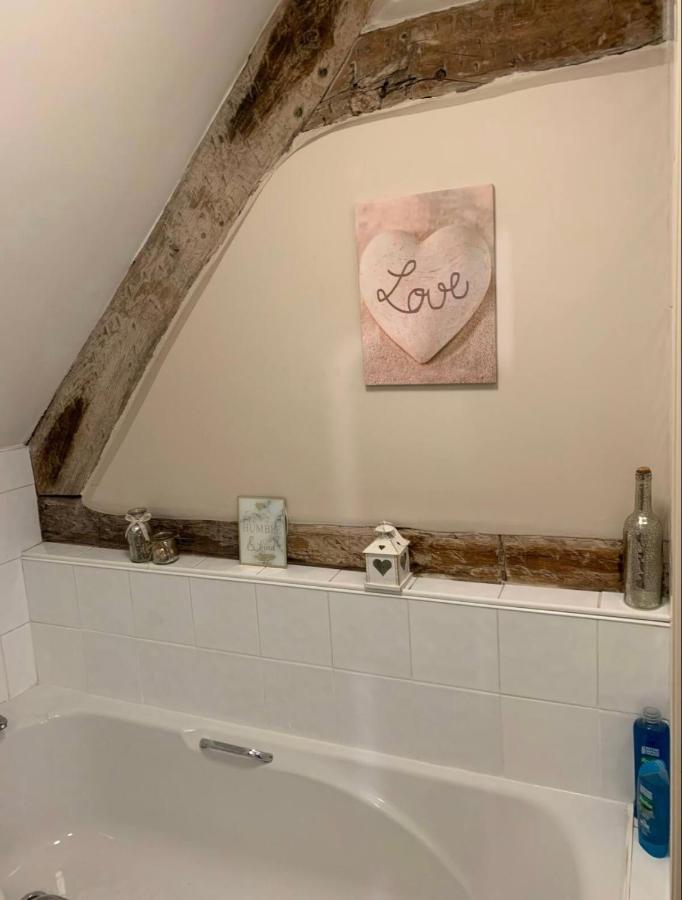 Studio Double. Own Bathroom, Shared Kitchen Bewdley Ngoại thất bức ảnh