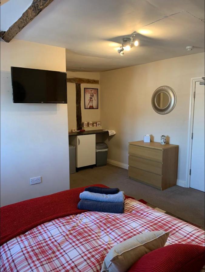 Studio Double. Own Bathroom, Shared Kitchen Bewdley Ngoại thất bức ảnh