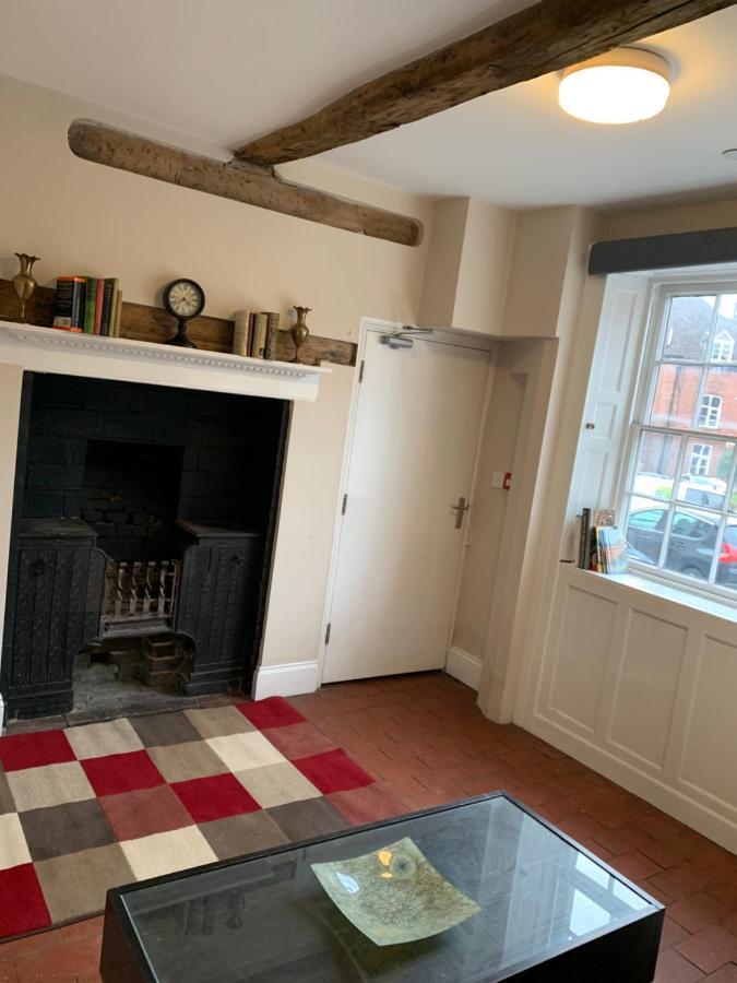 Studio Double. Own Bathroom, Shared Kitchen Bewdley Ngoại thất bức ảnh